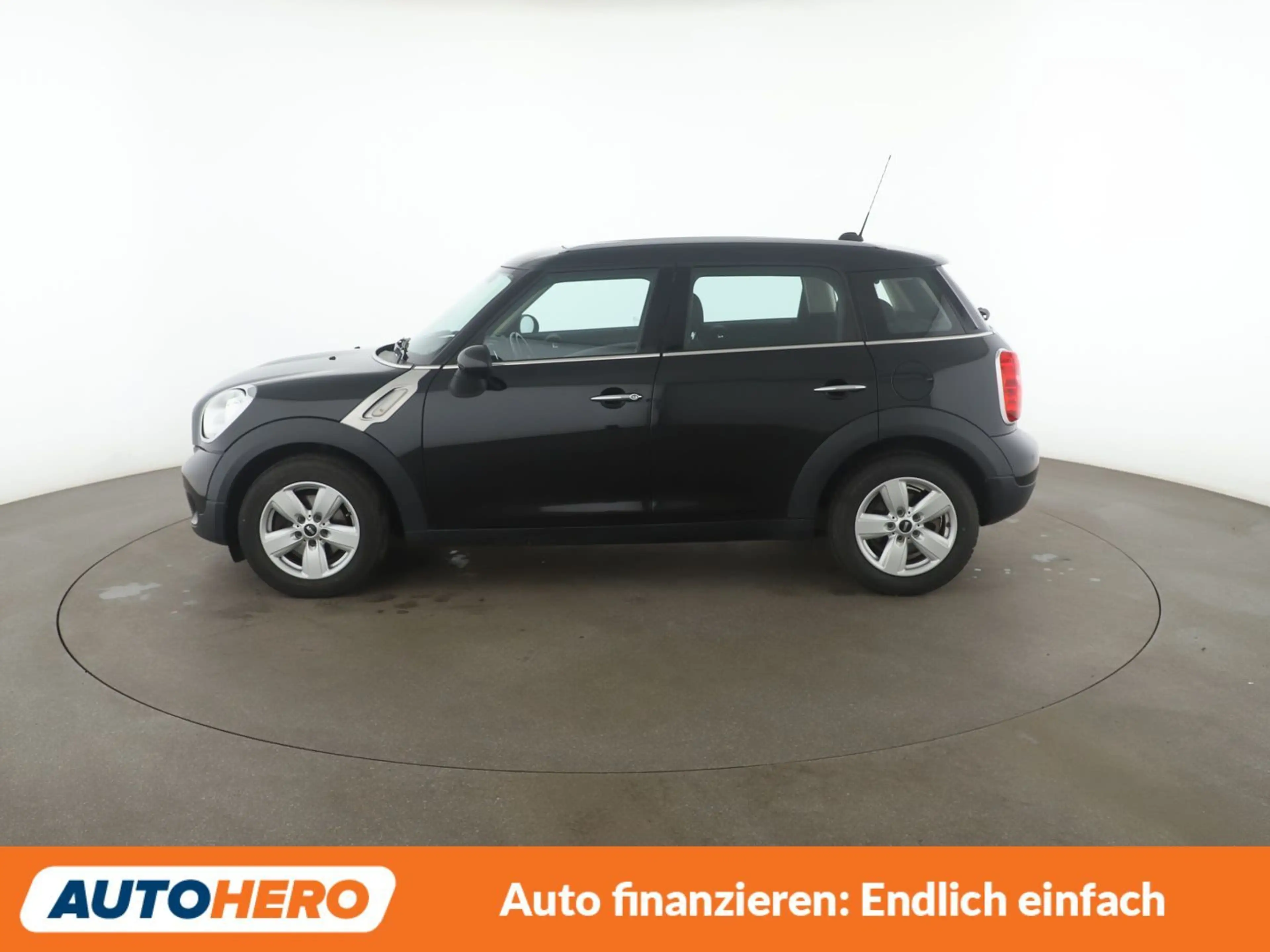 MINI Cooper D Countryman Cooper D *NAVI*TEMPO*PDC* — photo 3