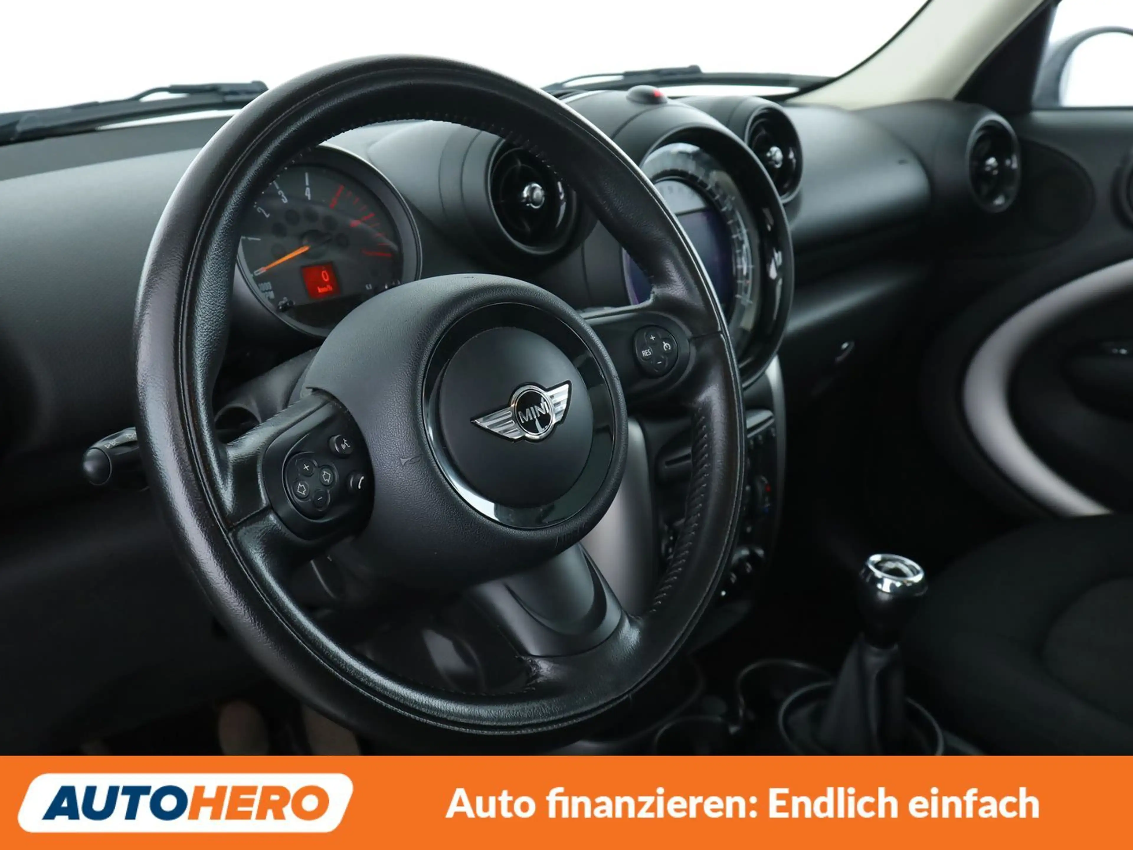 MINI Cooper D Countryman Cooper D *NAVI*TEMPO*PDC* — photo 11