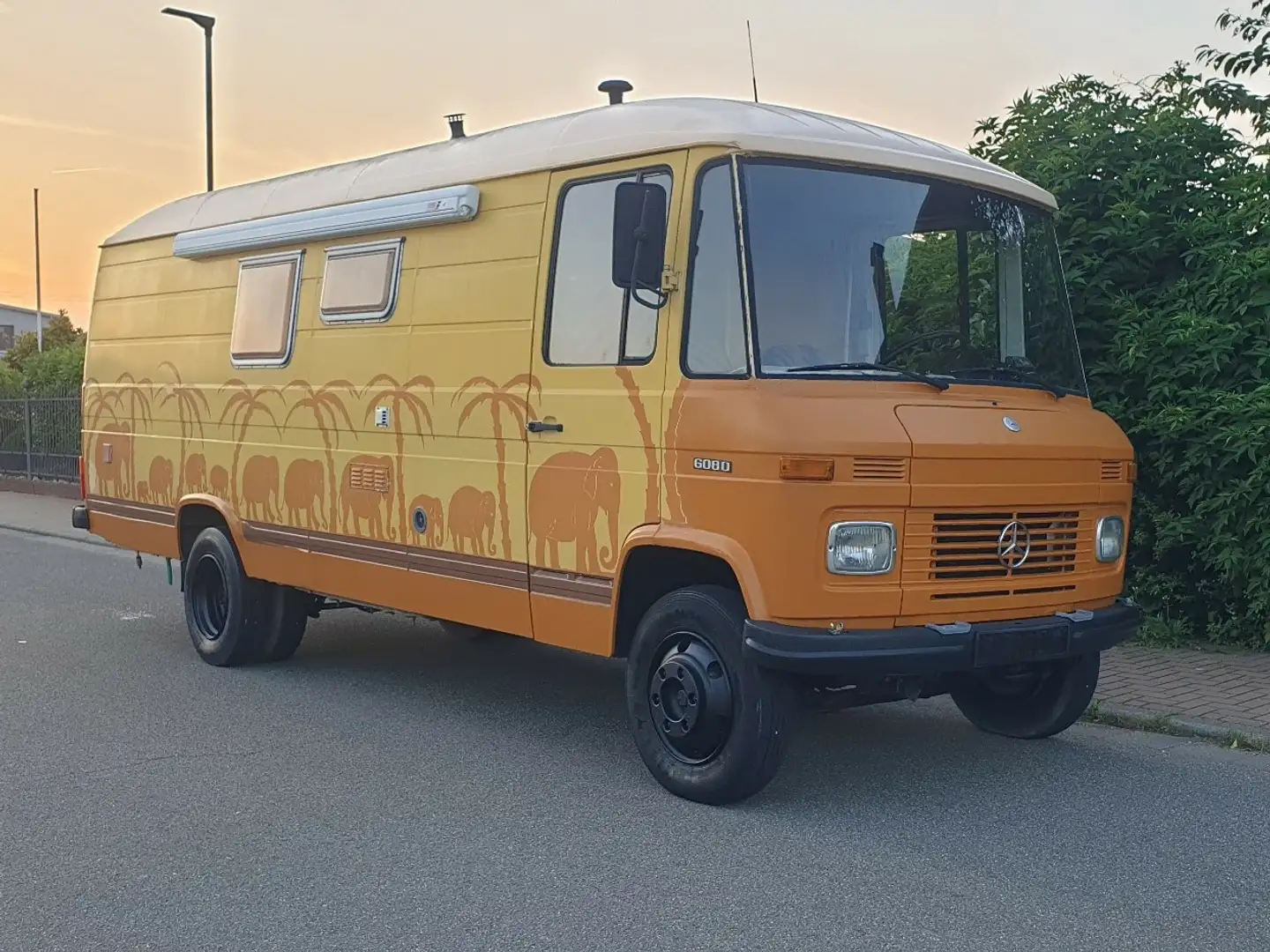 Mercedes-Benz L 608 D !! Wohnmobil !! Oldi !! Einzelstück !! Beige - 2