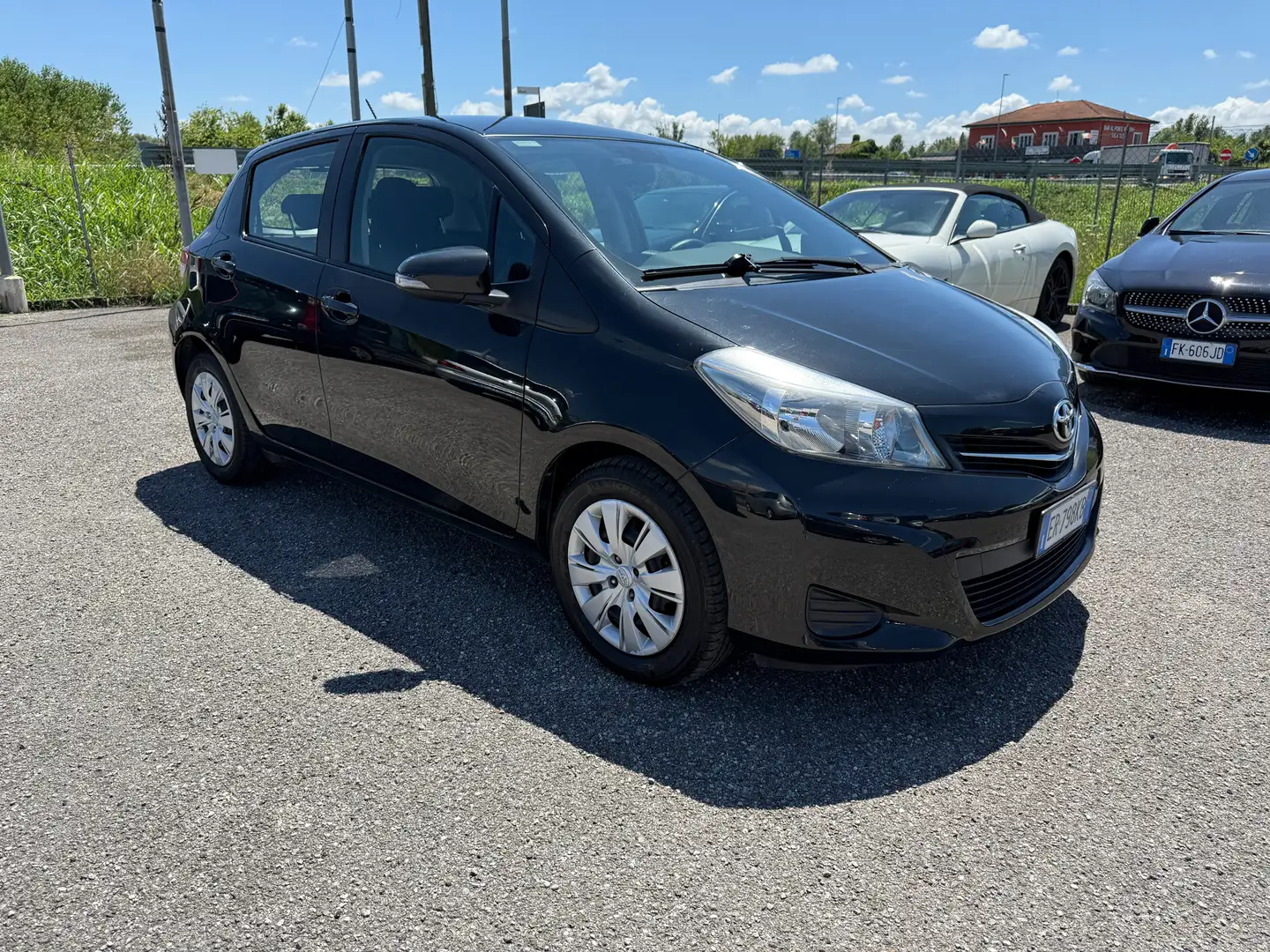 Toyota Yaris Yaris 5p 1.0 Active Km 105.300!!! Noir - 2