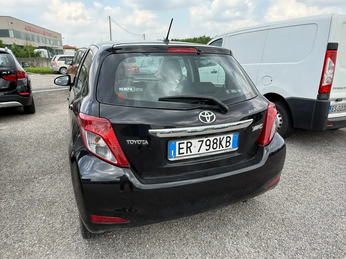 Toyota Yaris Yaris 5p 1.0 Active ""IN ARRIVO""" Negro - 2