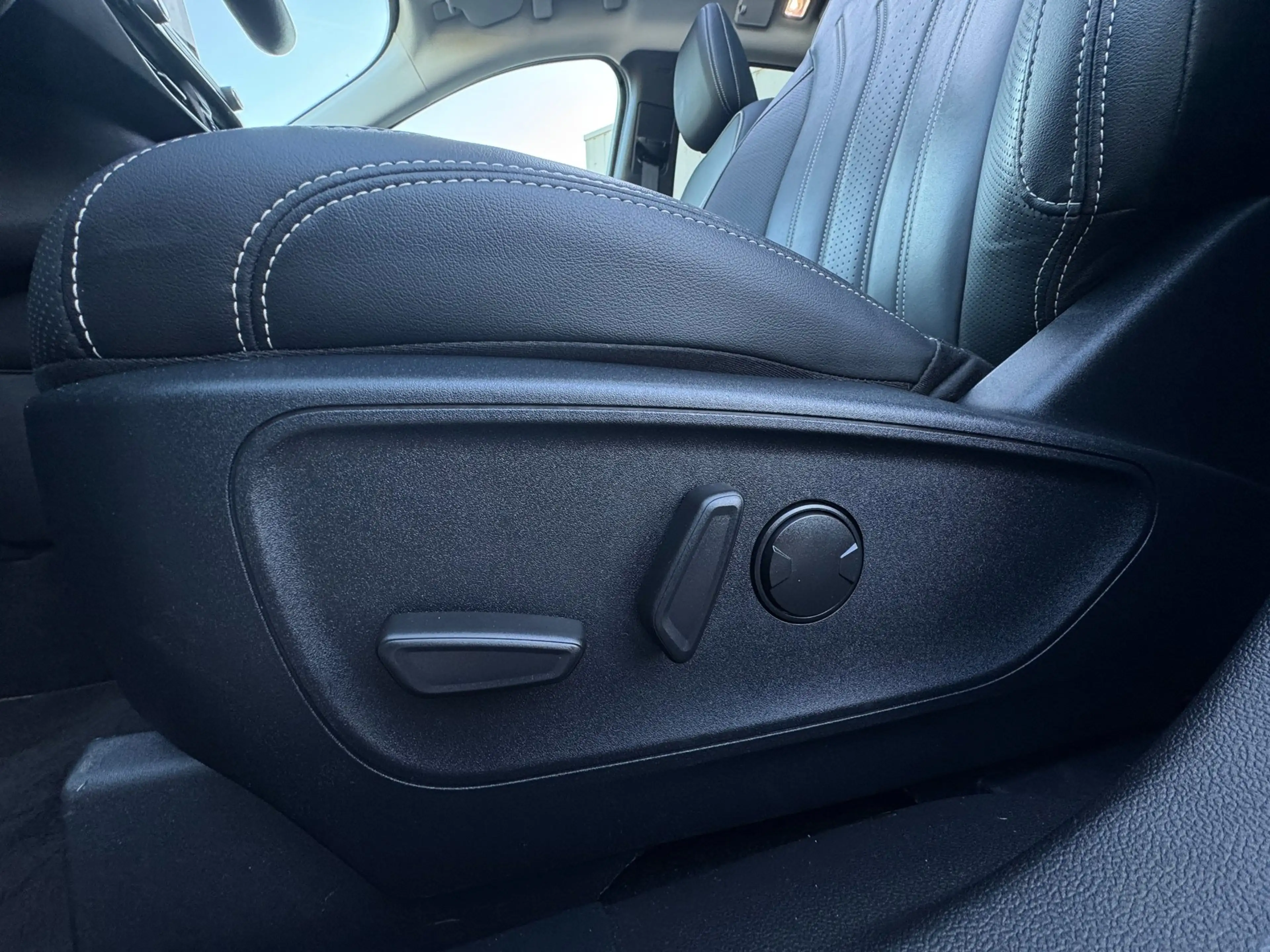 Ford Kuga 2.5 PHEV ST-Line X Vignale HEAD-UP / PARELMOER / C — photo 14