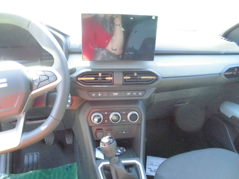 Dacia Jogger Expression mit Klimaautomatik, Sitzheizung, Kamera — photo 4