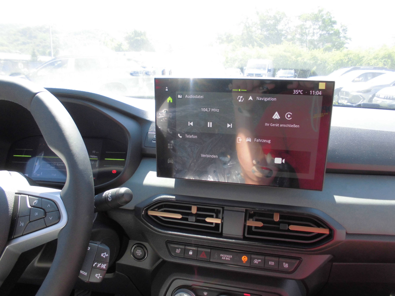 Dacia Jogger Expression mit Klimaautomatik, Sitzheizung, Kamera — photo 7