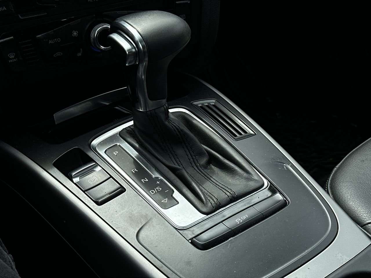 2014 Audi A4 Heated Leather! AWD! Low Low kms! thumb 26