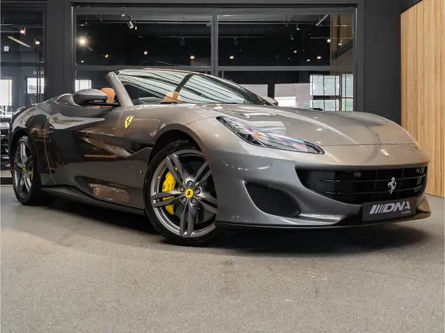 Ferrari Portofino Historic Colour Atelier 3.9 V8 JBL Carbon Interior