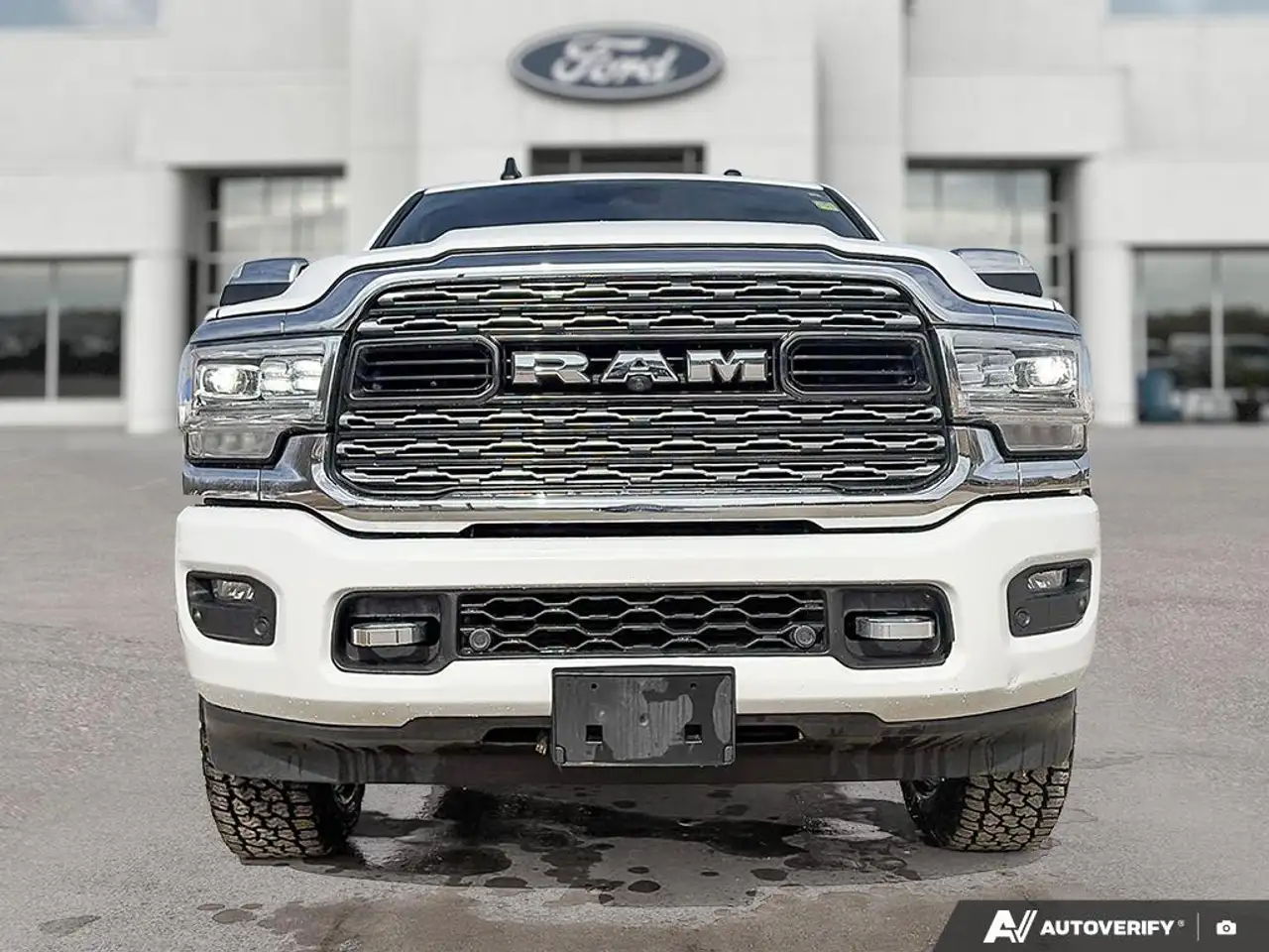 RAM 2500 снимка RAM 2500