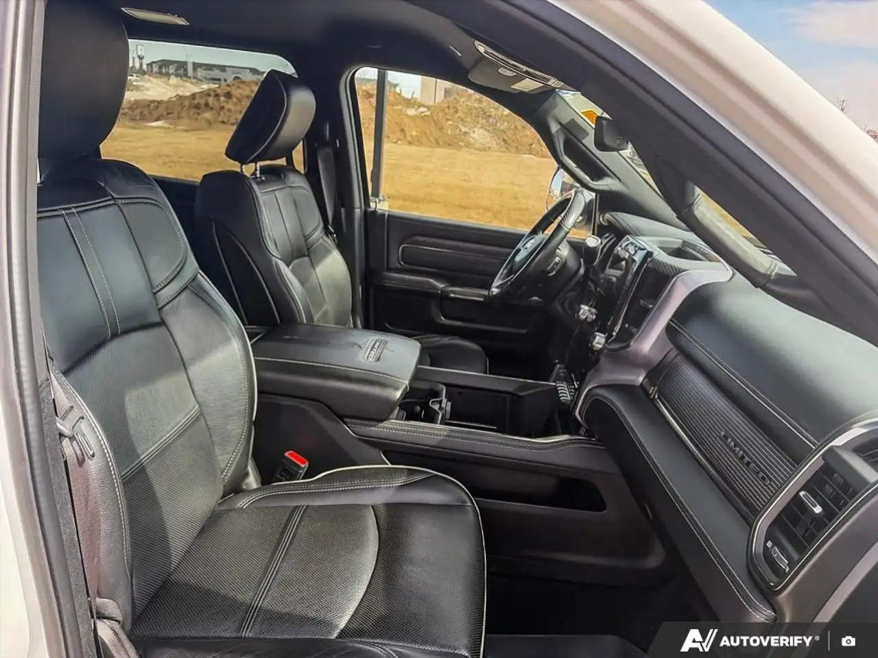 RAM 2500 снимка RAM 2500