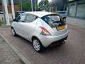 Lancia Ypsilon 1.2 Platinum Grijs - thumbnail 2