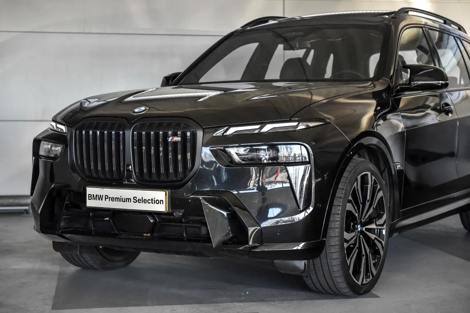 BMW X7 M60i xDrive Zwart - 2