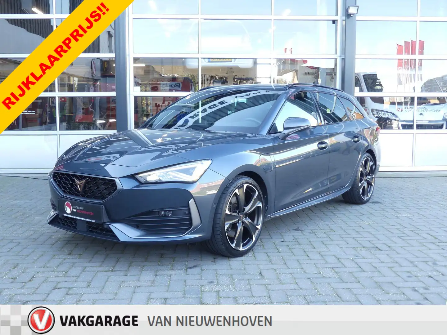 CUPRA Leon Sportstourer 1.4 e-Hybrid VZ Adrenaline *t/m 10de Grijs - 1