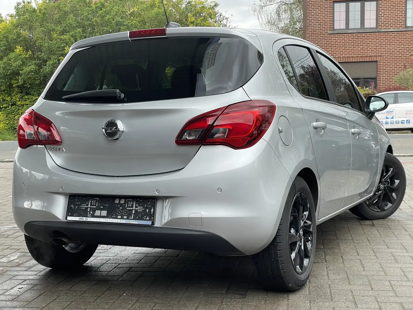 Opel Corsa 1.4i Cosmo/CARPLAY/REGULATEUR/GARANTIE - 2