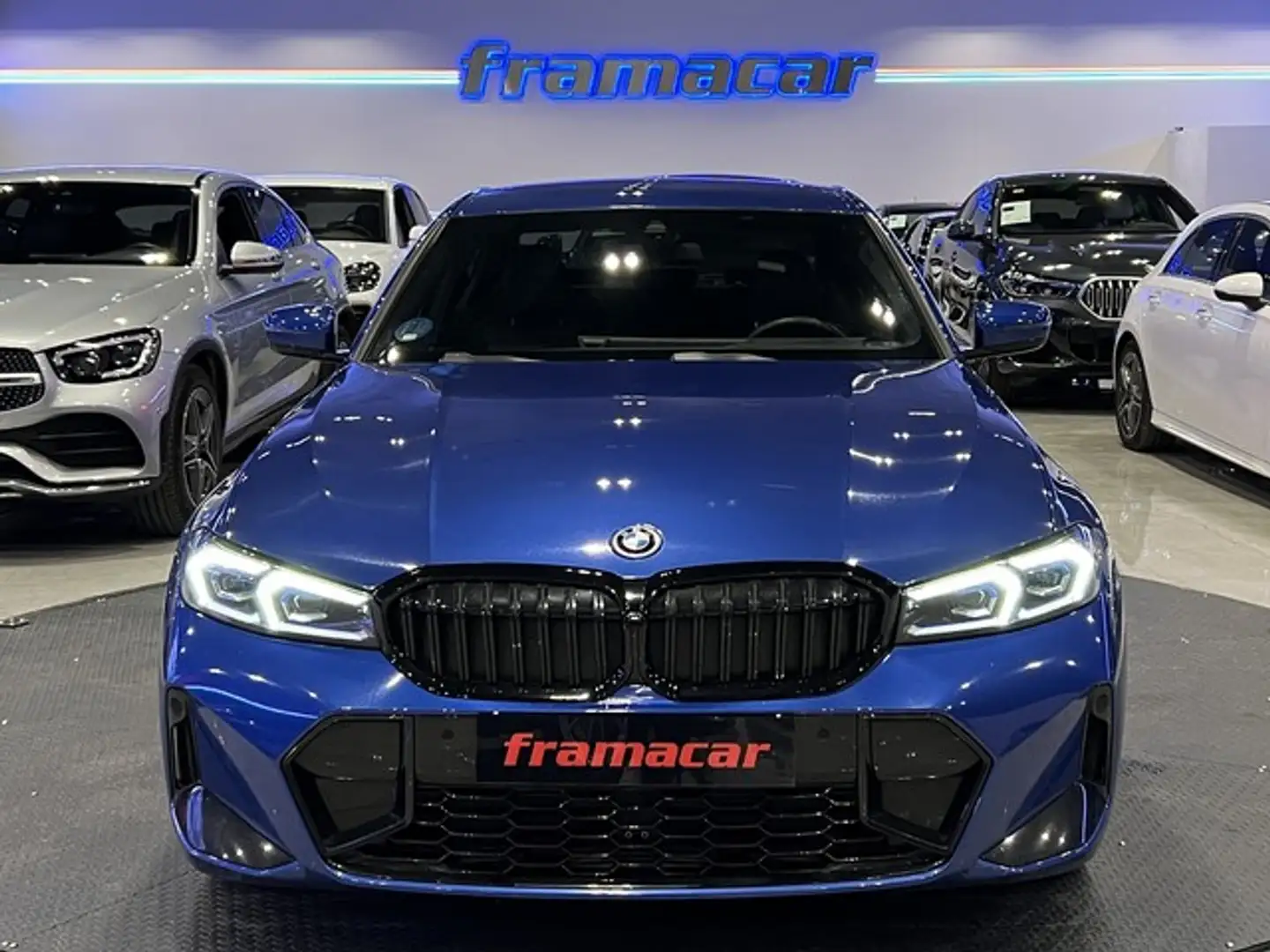 BMW 330 330e Blauw - 2