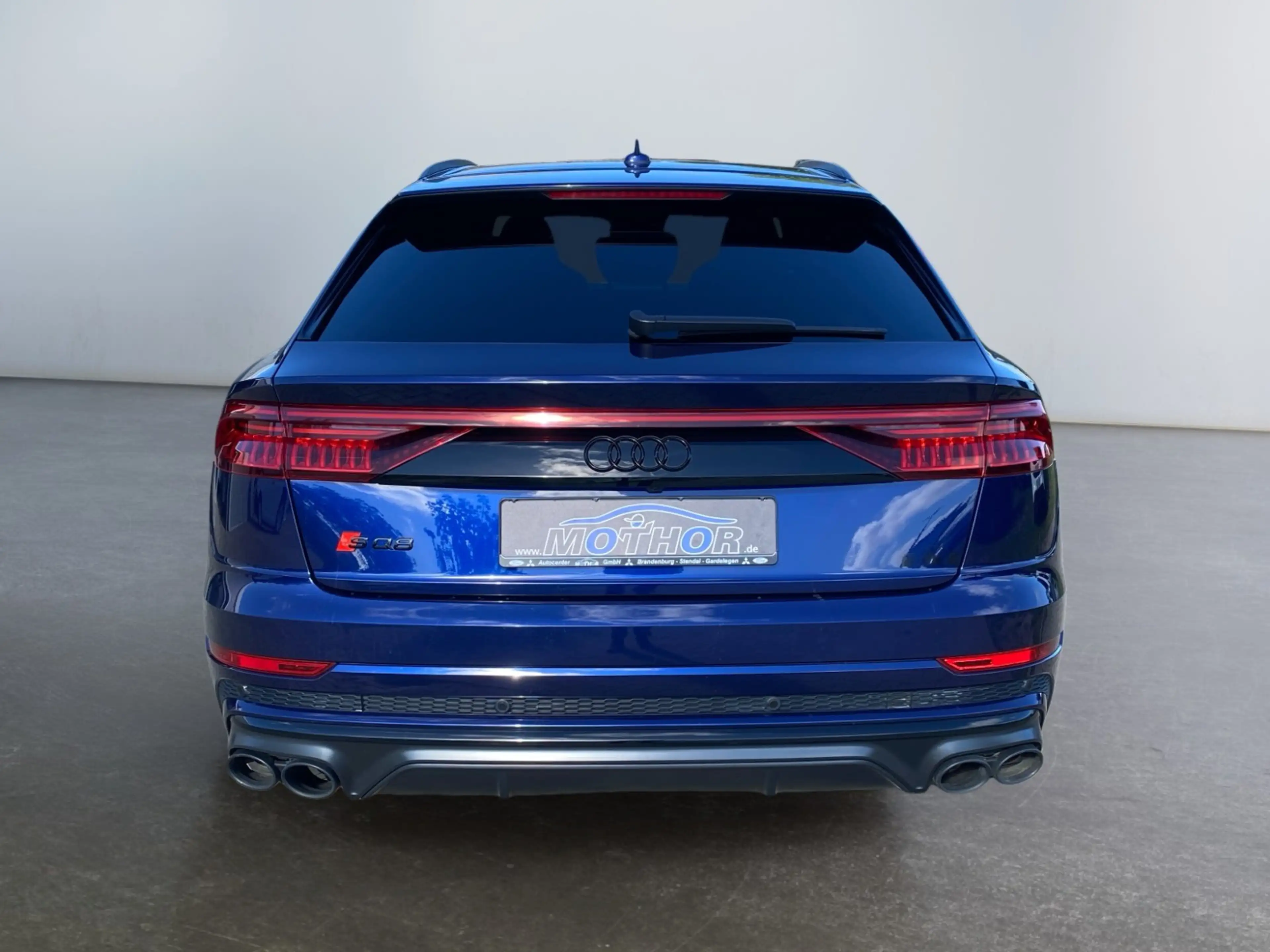 Audi SQ8 Quattro 4.0 TFSI ACC+4xSHZ+KAM360+PANO — photo 5