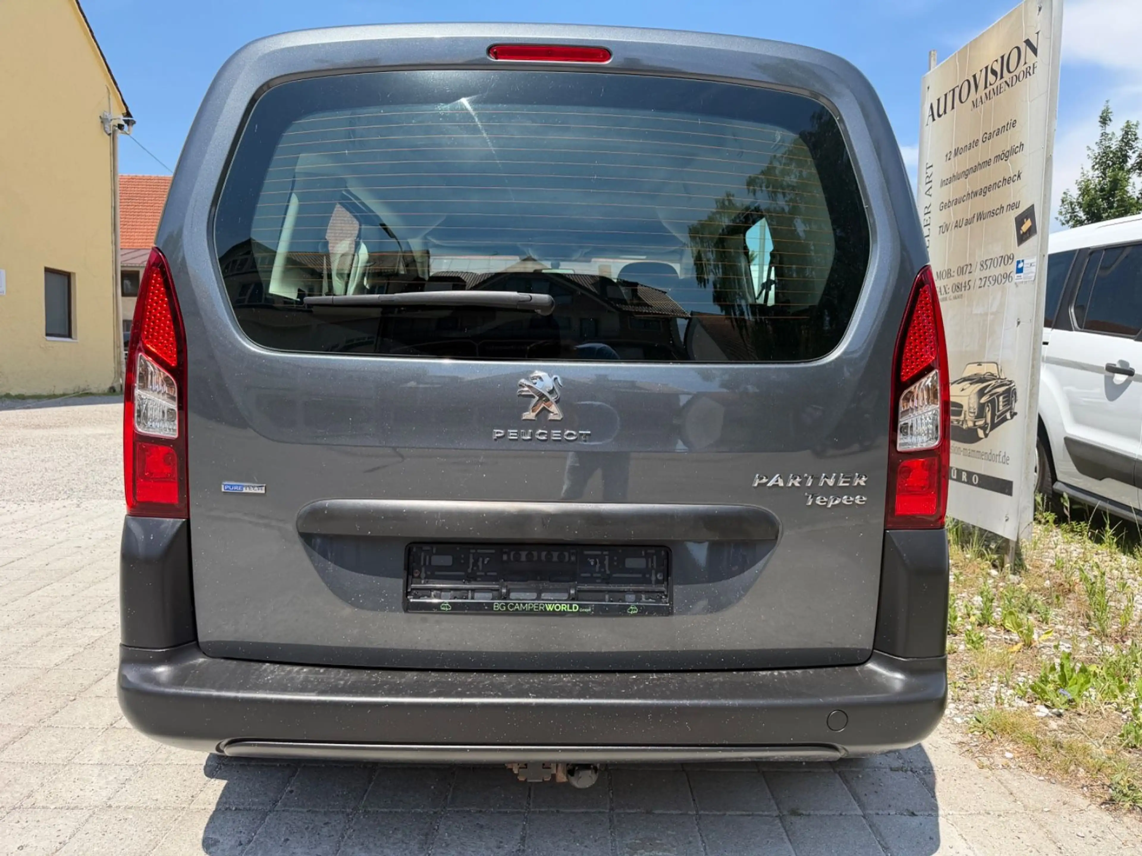 Peugeot Partner Allure 1.2 e-THP Pure Tech — photo 8