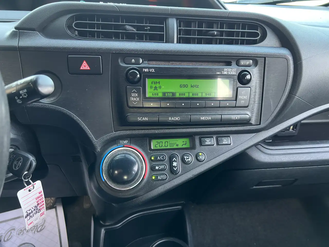Toyota Prius c снимка Toyota Prius c