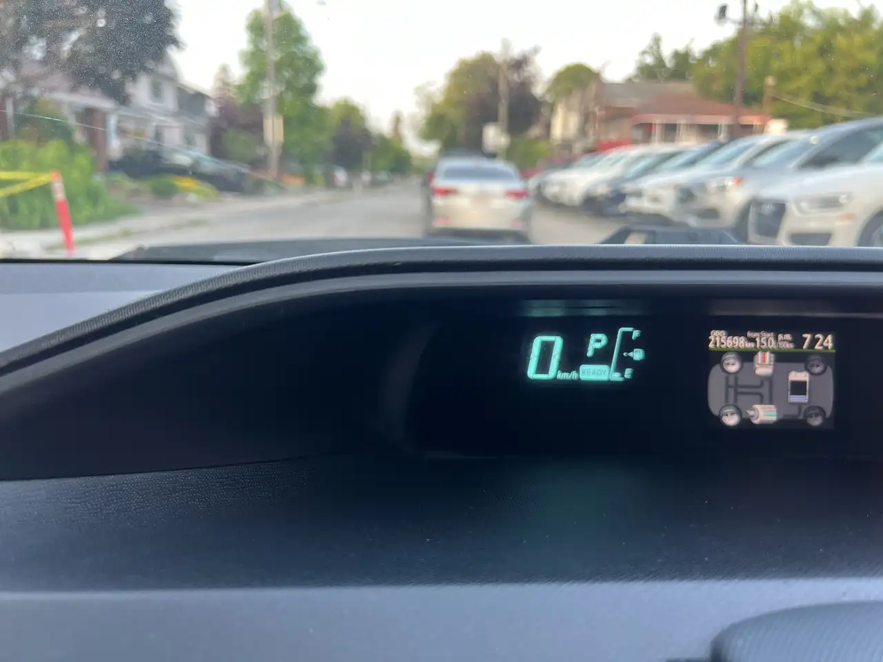 Toyota Prius c снимка Toyota Prius c