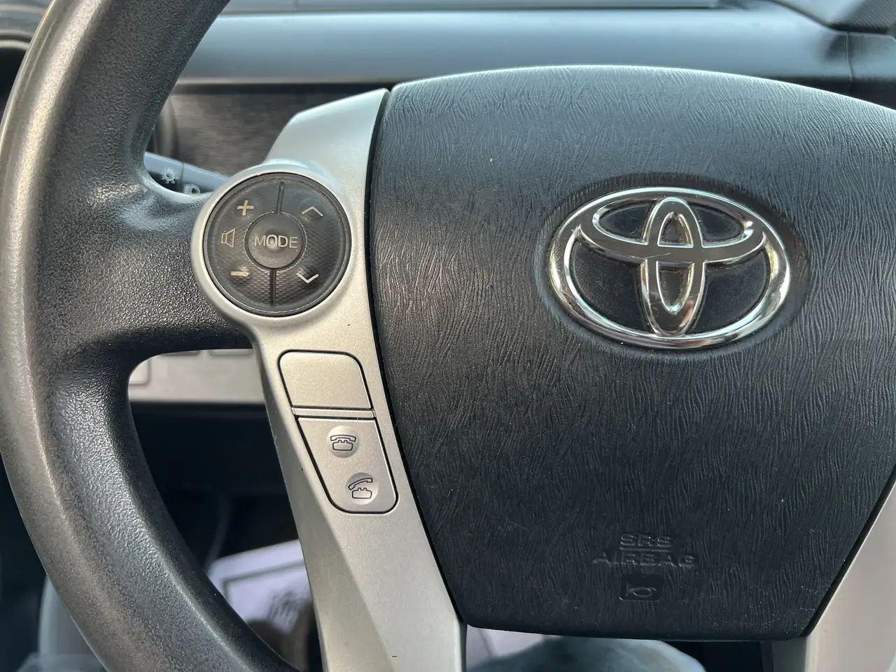 Toyota Prius c снимка Toyota Prius c