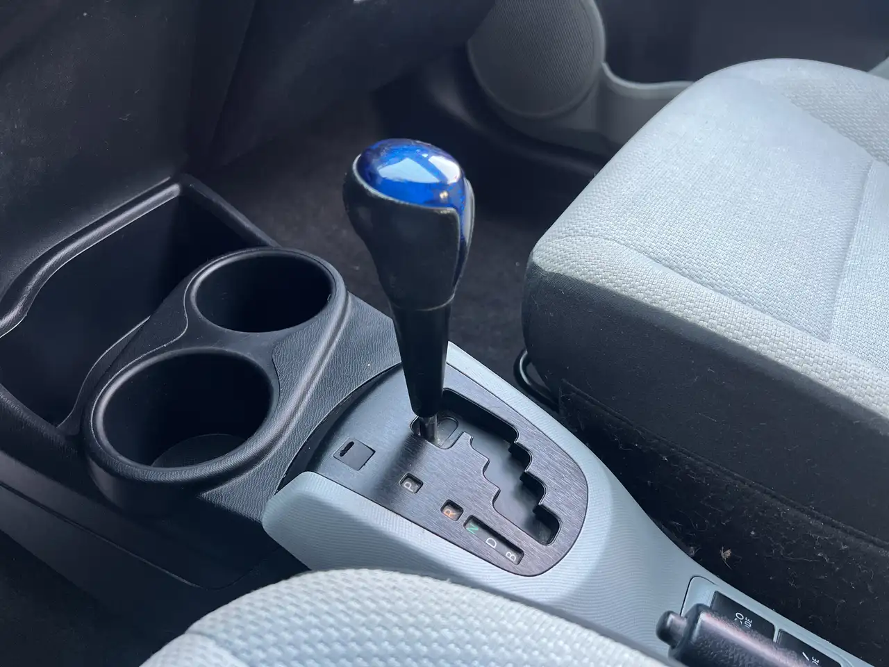 Toyota Prius c снимка Toyota Prius c