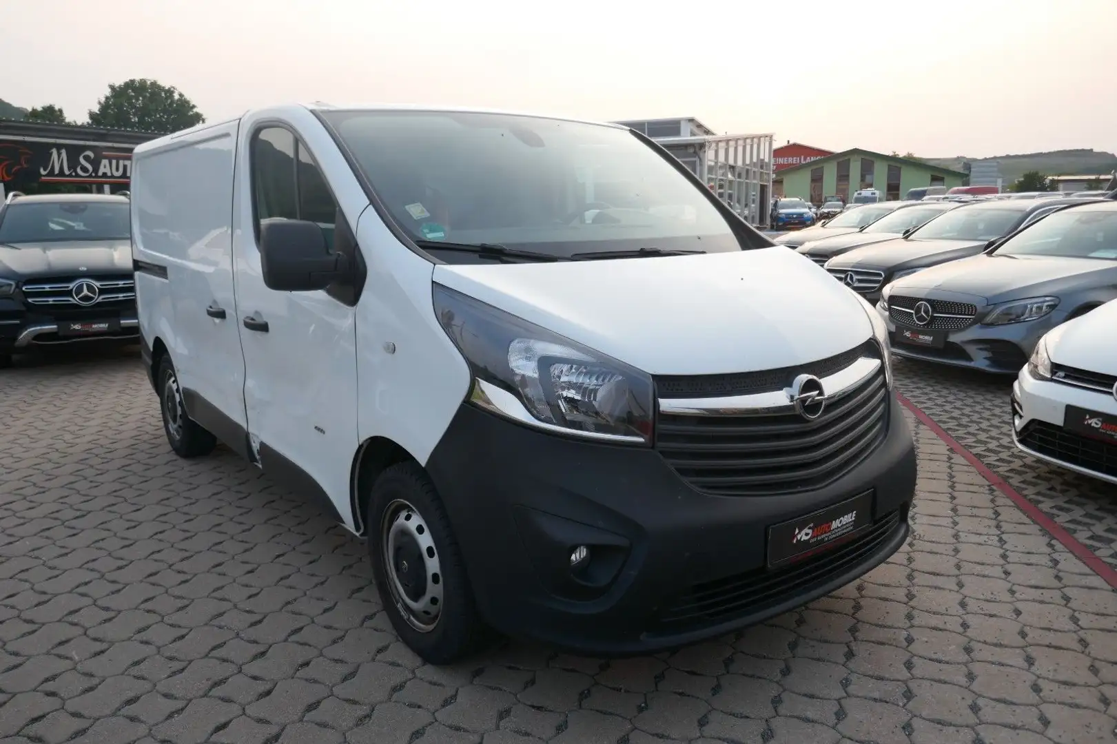 Opel Vivaro BKasten/Kombi KastenL1H1 2,9t Sortimo Umb Blanc - 2