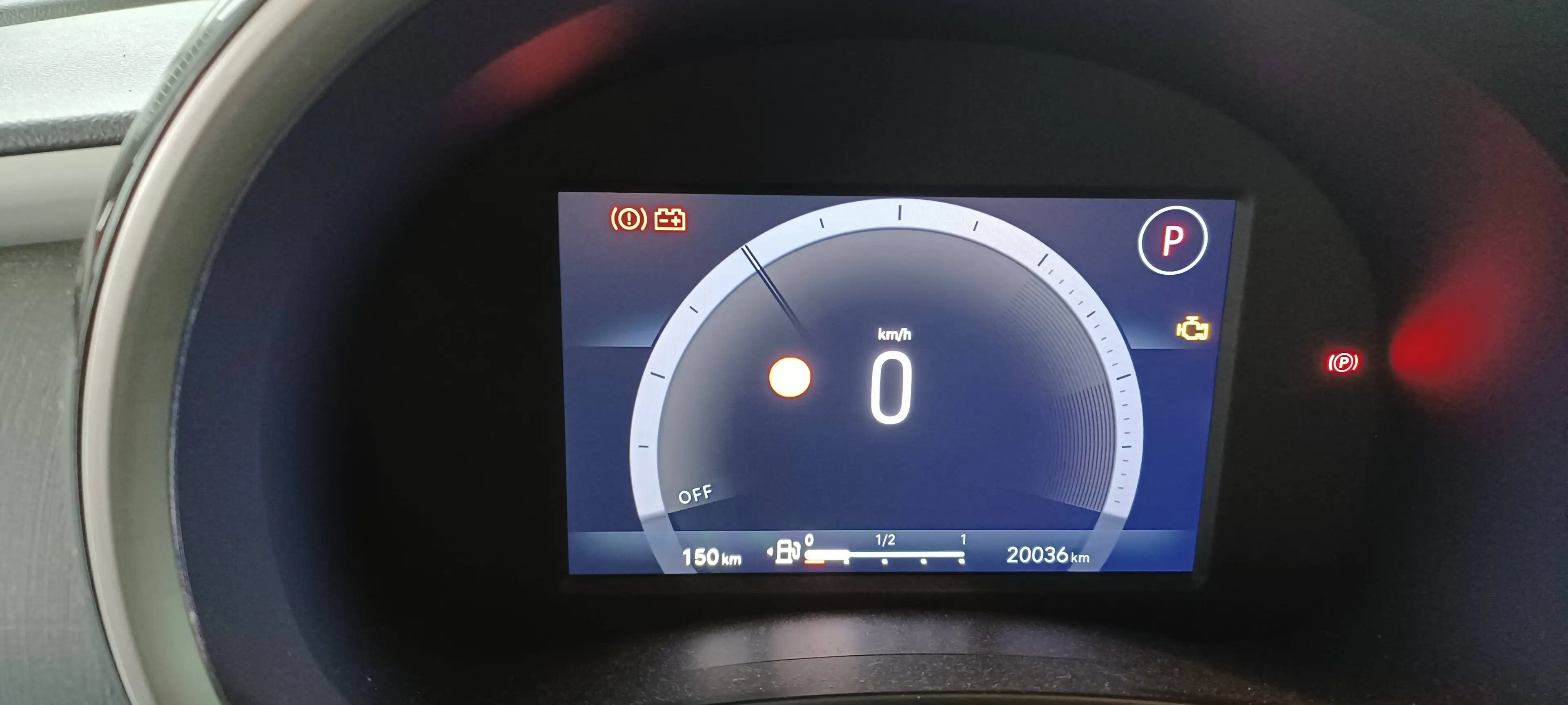 Fiat 600 600 1.2 Hybrid DCT — photo 9
