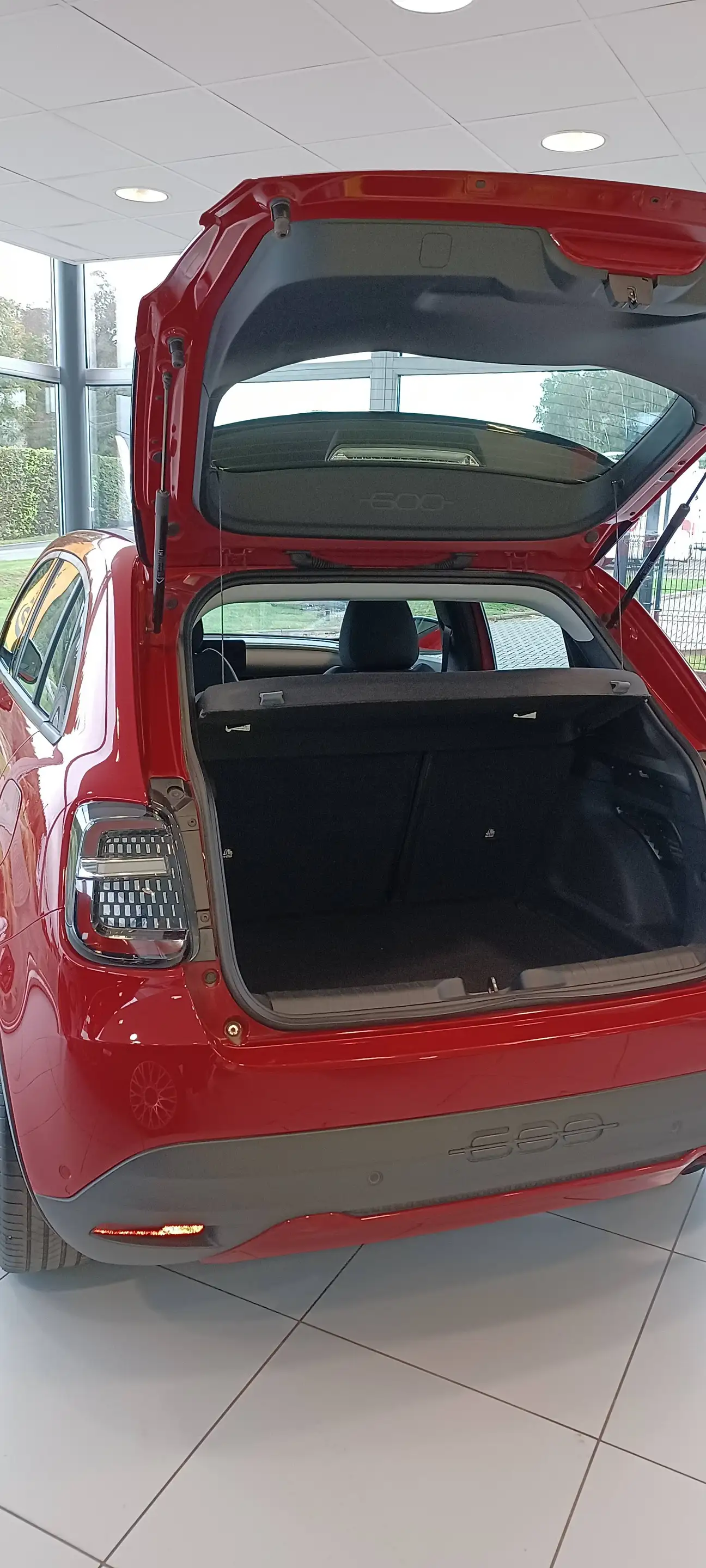 Fiat 600 600 1.2 Hybrid DCT — photo 5