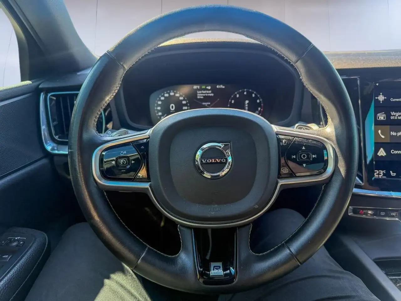 Volvo S60 photo Volvo S60