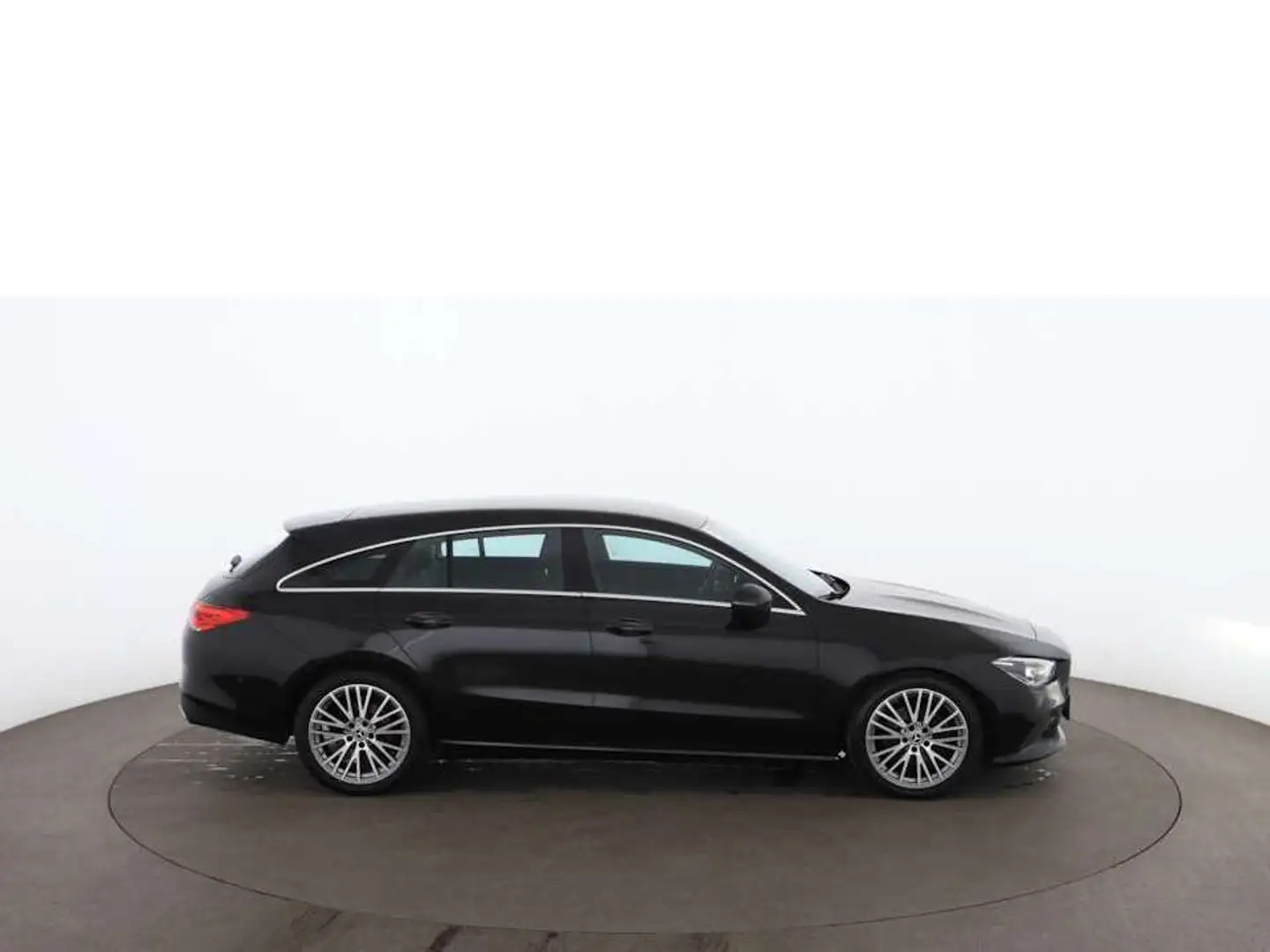 Mercedes-Benz CLA 180 d SB Progressive Aut LED NAVI LEDER R-CAM Schwarz - 2