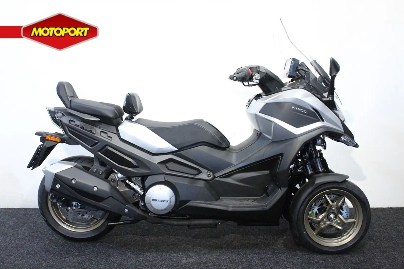 Kymco CV3 550 Zilver - 1