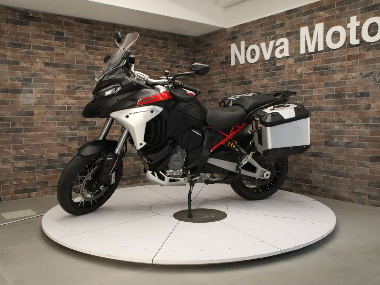 Ducati Multistrada V4 1160 Rally Matt Black&Brushed Aluminium Full