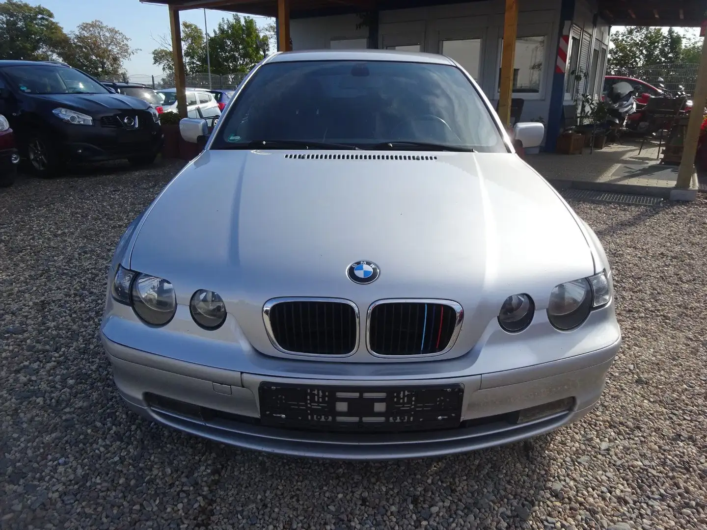 BMW 316 ti compact Edition Lifestyle Silber - 2
