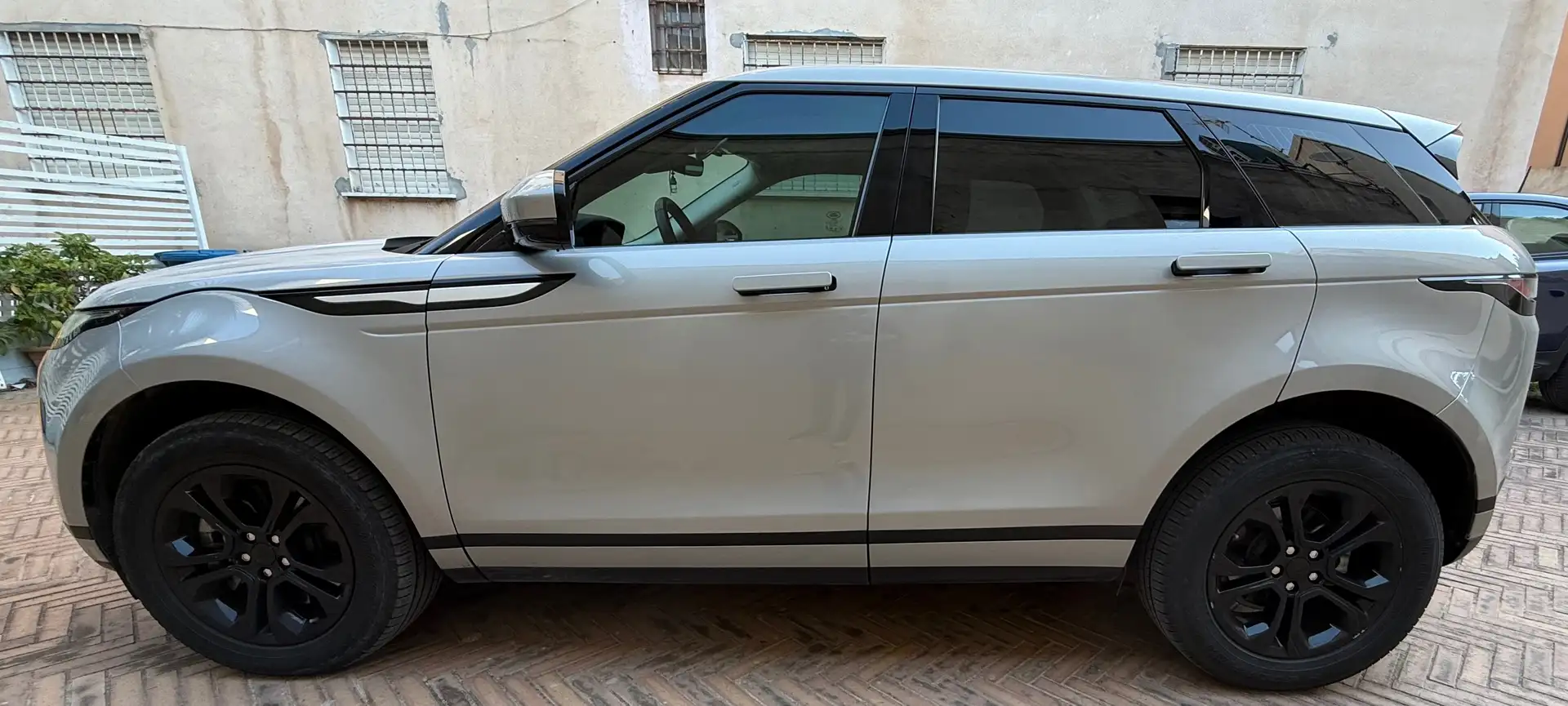 Land Rover Range Rover Evoque Range Rover Evoque 2.0d i4 R-Dynamic S awd 150cv Grigio - 2