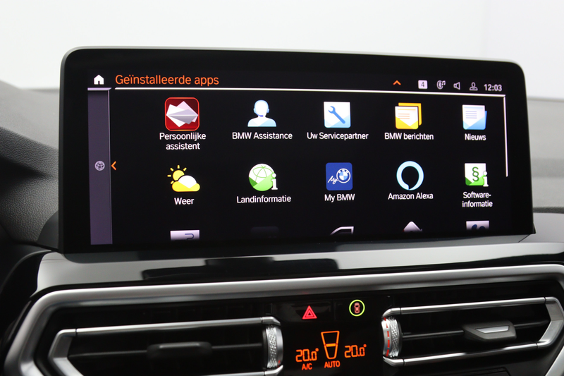 BMW X3 xDrive30e High Executive 293 PK M-Sport PHEV, Pano — photo 14