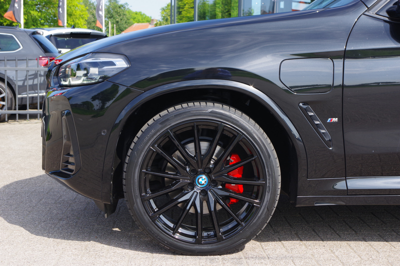 BMW X3 xDrive30e High Executive 293 PK M-Sport PHEV, Pano — photo 4