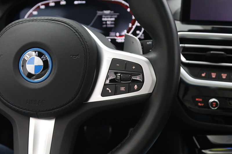 BMW X3 xDrive30e High Executive 293 PK M-Sport PHEV, Pano — photo 38