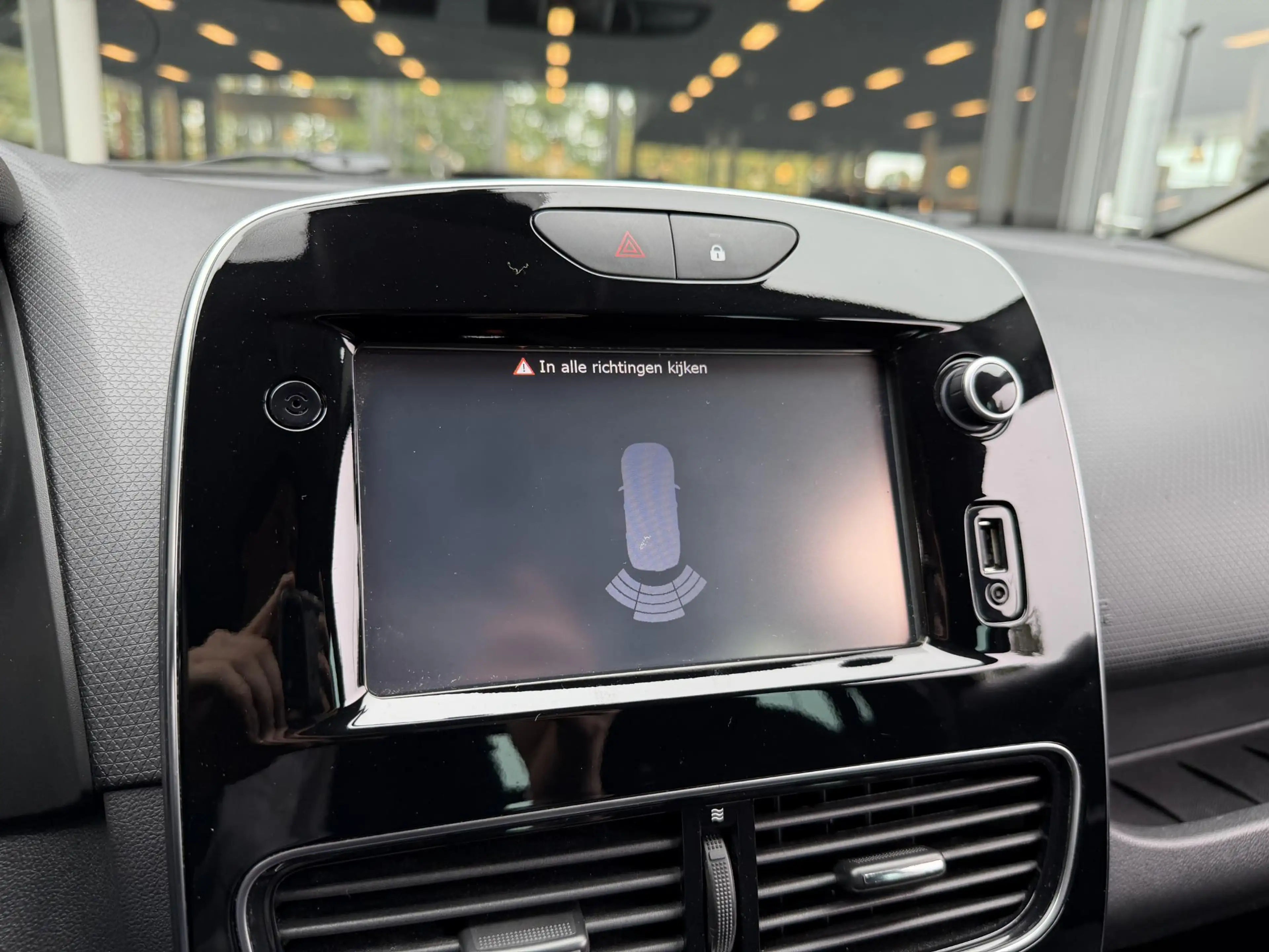 Renault Clio 0.9 TCe Limited 90PK | Cruise Control | Navigatie — photo 12