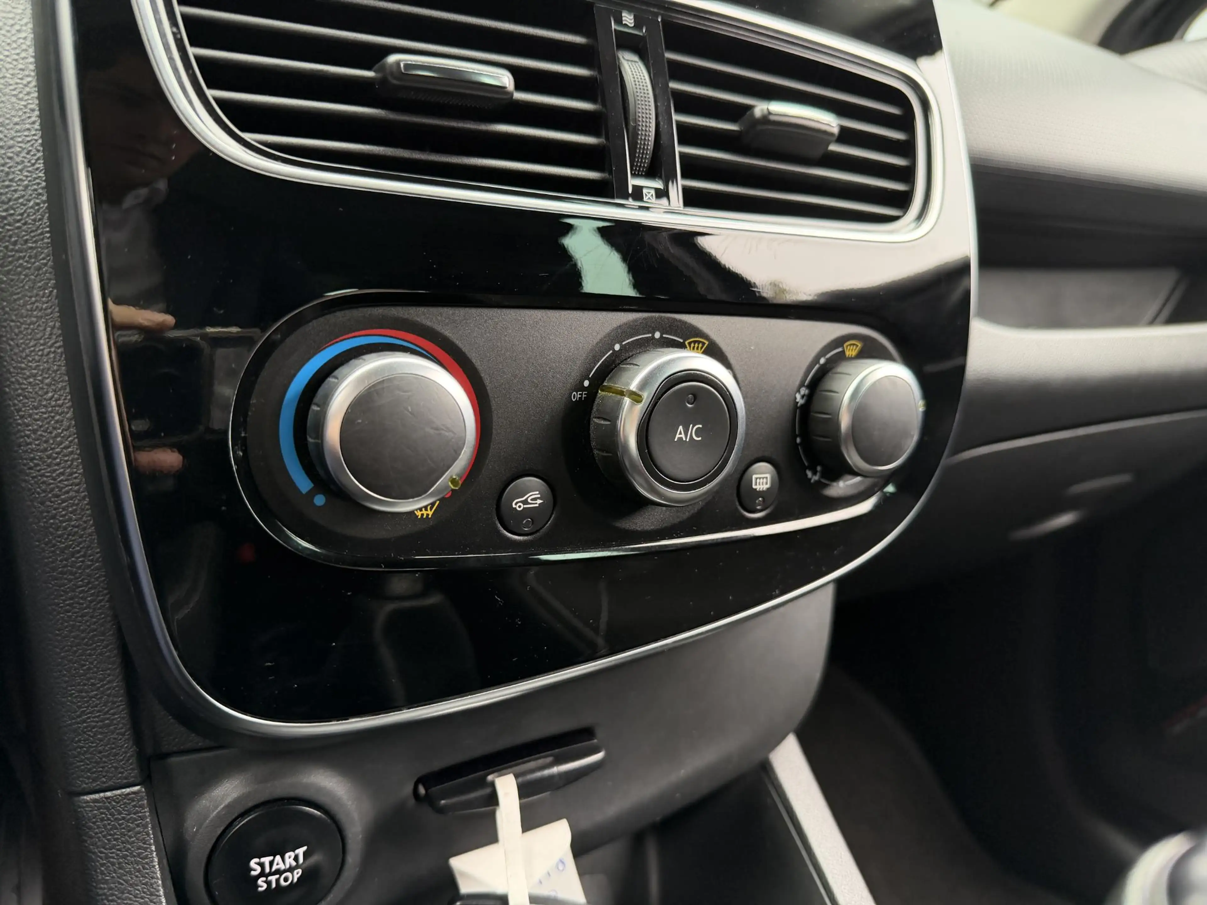 Renault Clio 0.9 TCe Limited 90PK | Cruise Control | Navigatie — photo 13