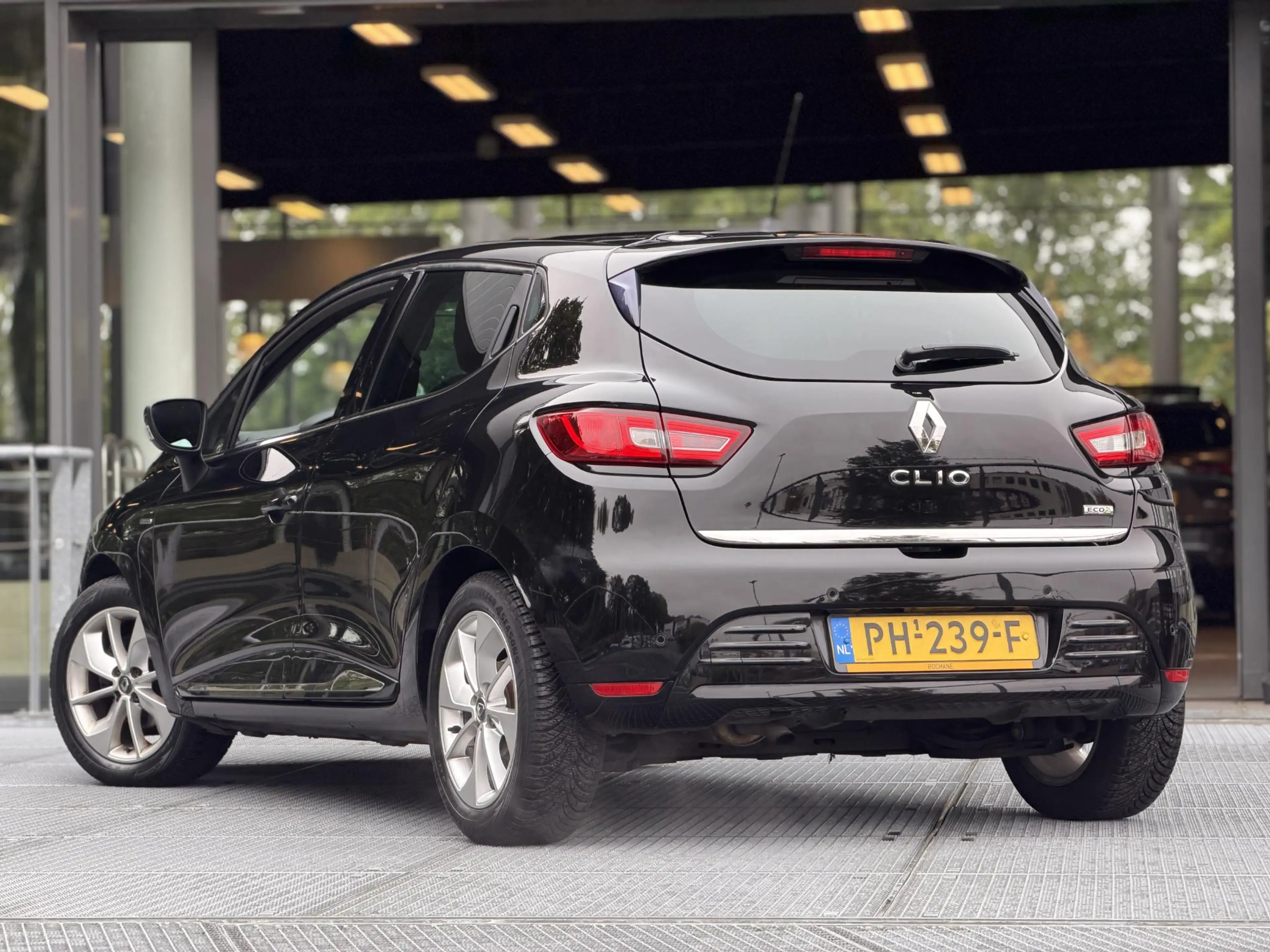 Renault Clio 0.9 TCe Limited 90PK | Cruise Control | Navigatie — photo 6