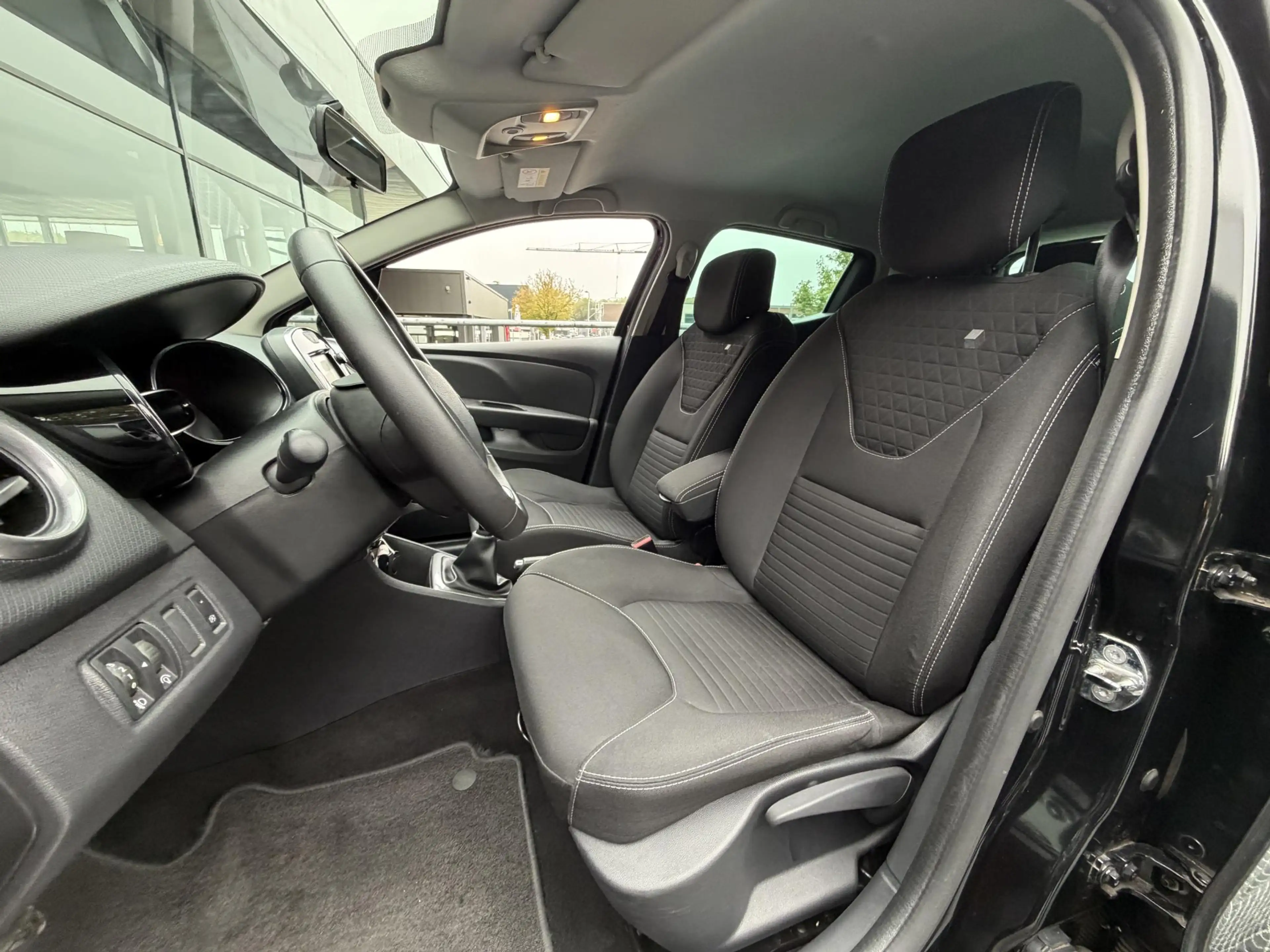 Renault Clio 0.9 TCe Limited 90PK | Cruise Control | Navigatie — photo 7