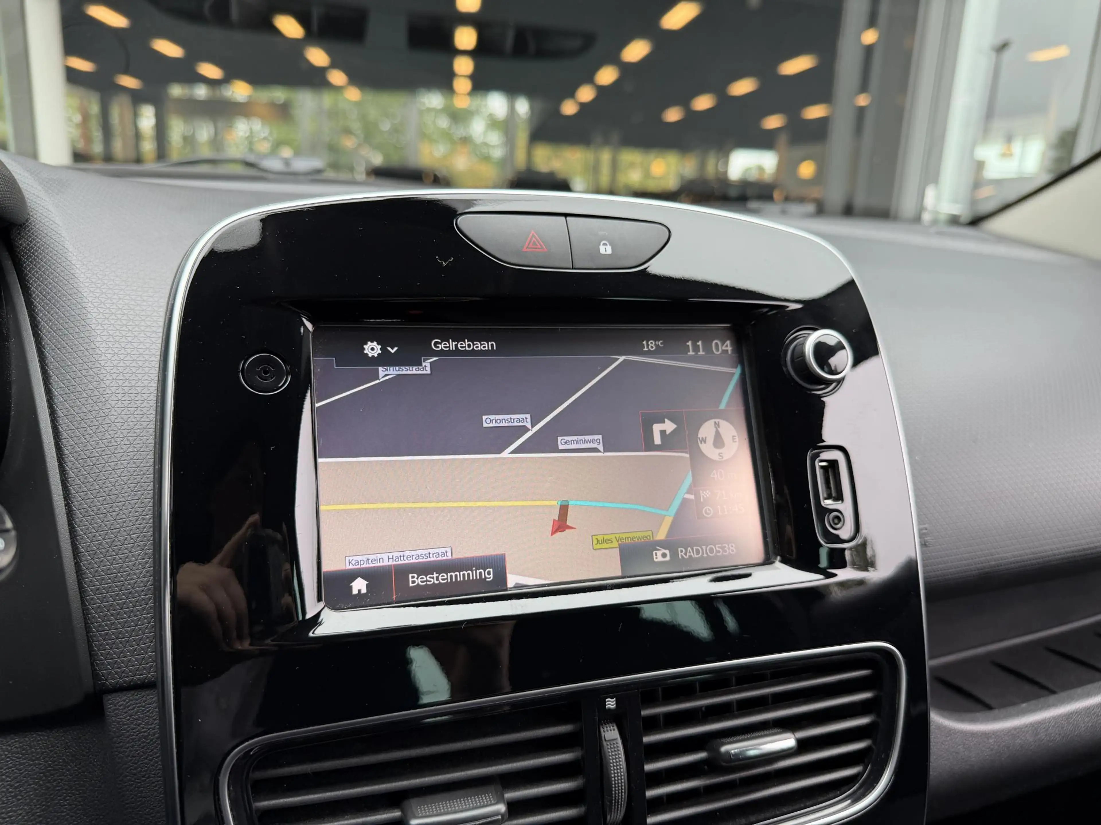 Renault Clio 0.9 TCe Limited 90PK | Cruise Control | Navigatie — photo 11