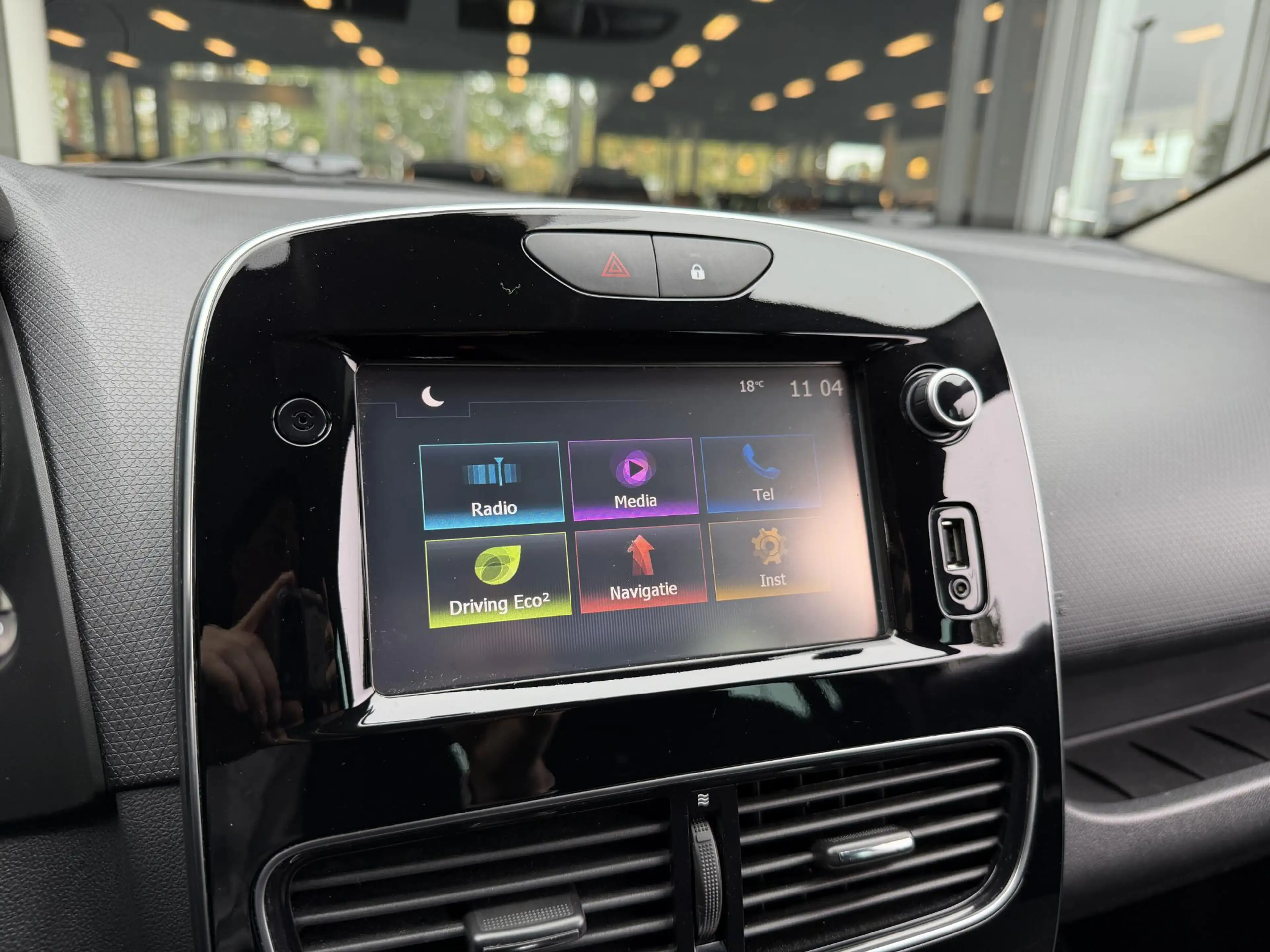 Renault Clio 0.9 TCe Limited 90PK | Cruise Control | Navigatie — photo 10