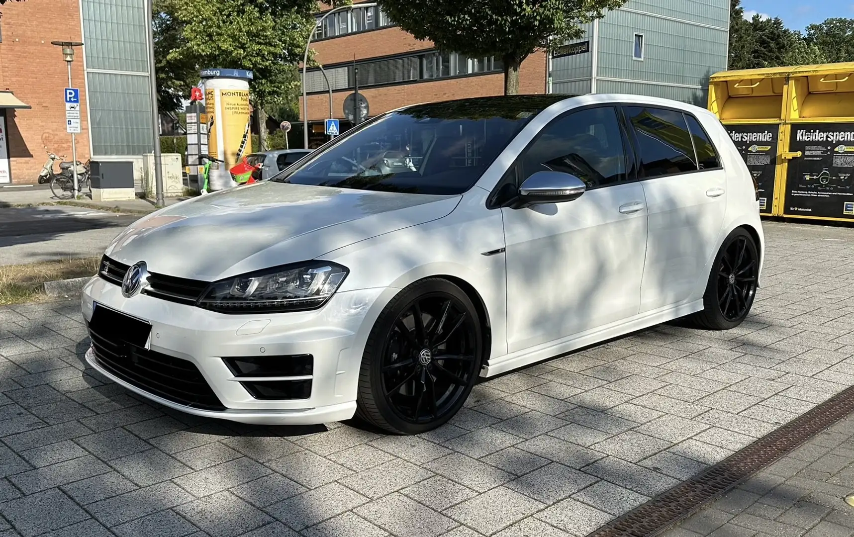 Volkswagen Golf R White - 2