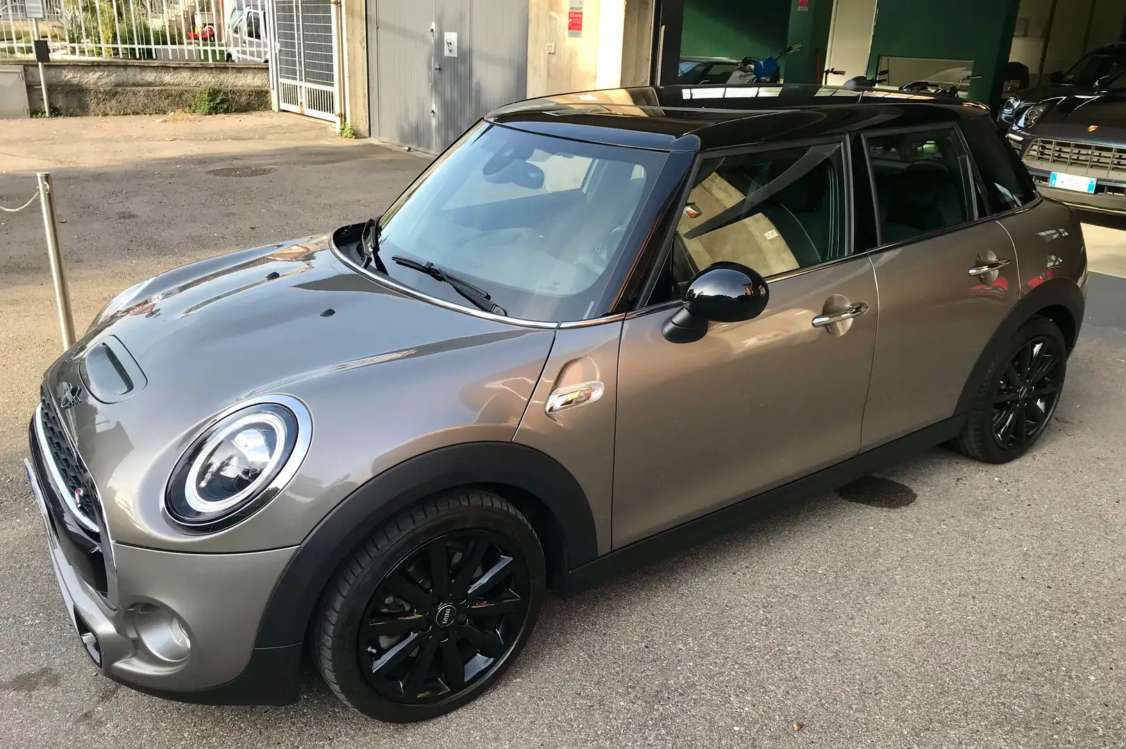 MINI Cooper SD Mini 5p 2.0 Cooper SD Hype auto Gris - 2