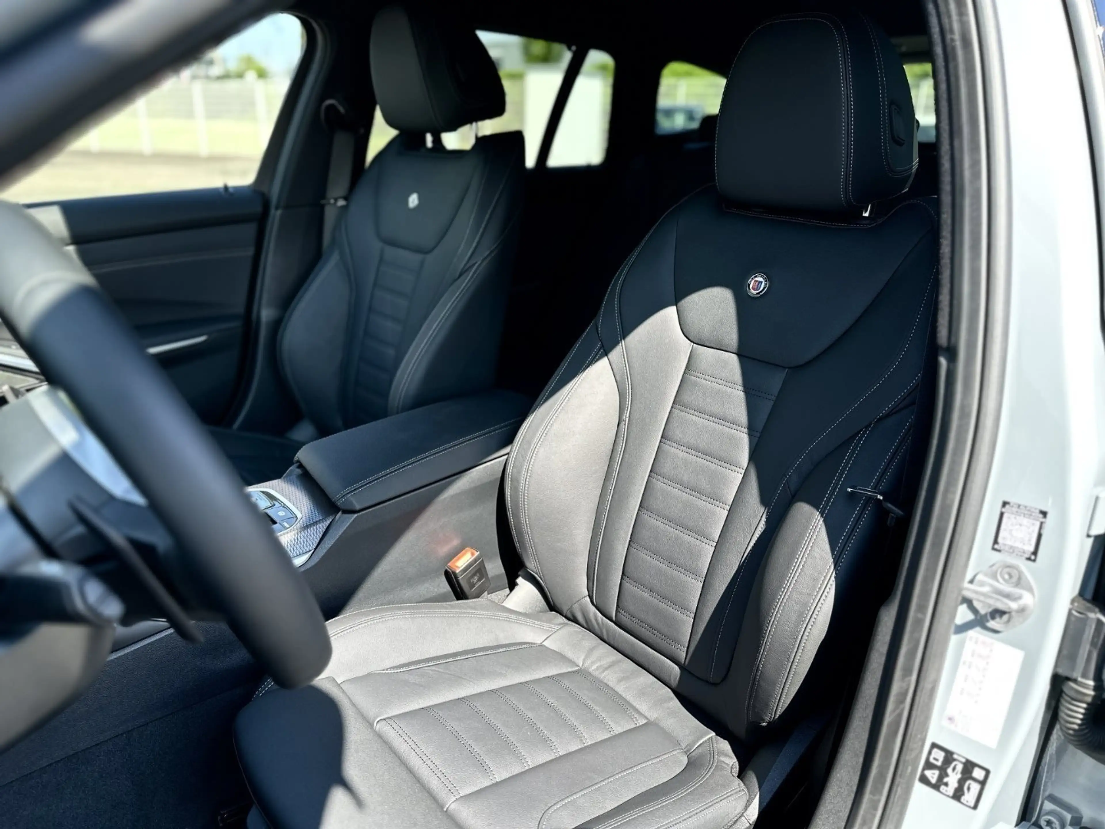Alpina D3 S Touring Allrad AHK Head-Up HK HiFi Driv Prof — photo 12