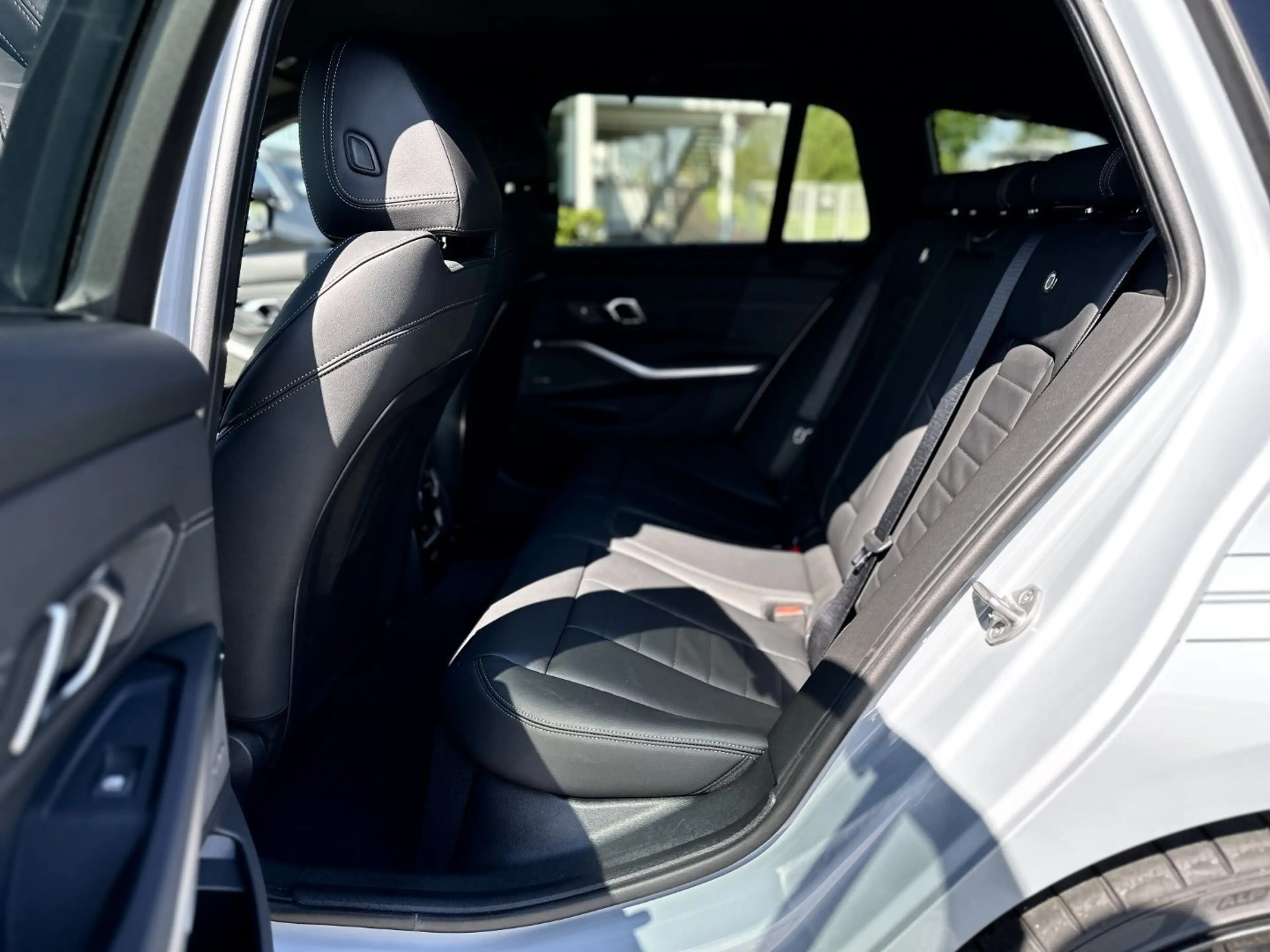 Alpina D3 S Touring Allrad AHK Head-Up HK HiFi Driv Prof — photo 14
