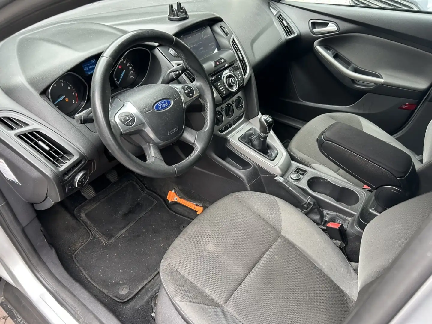 Ford Focus 1.0 EcoBoost Trend Export / Handel Grijs - 2