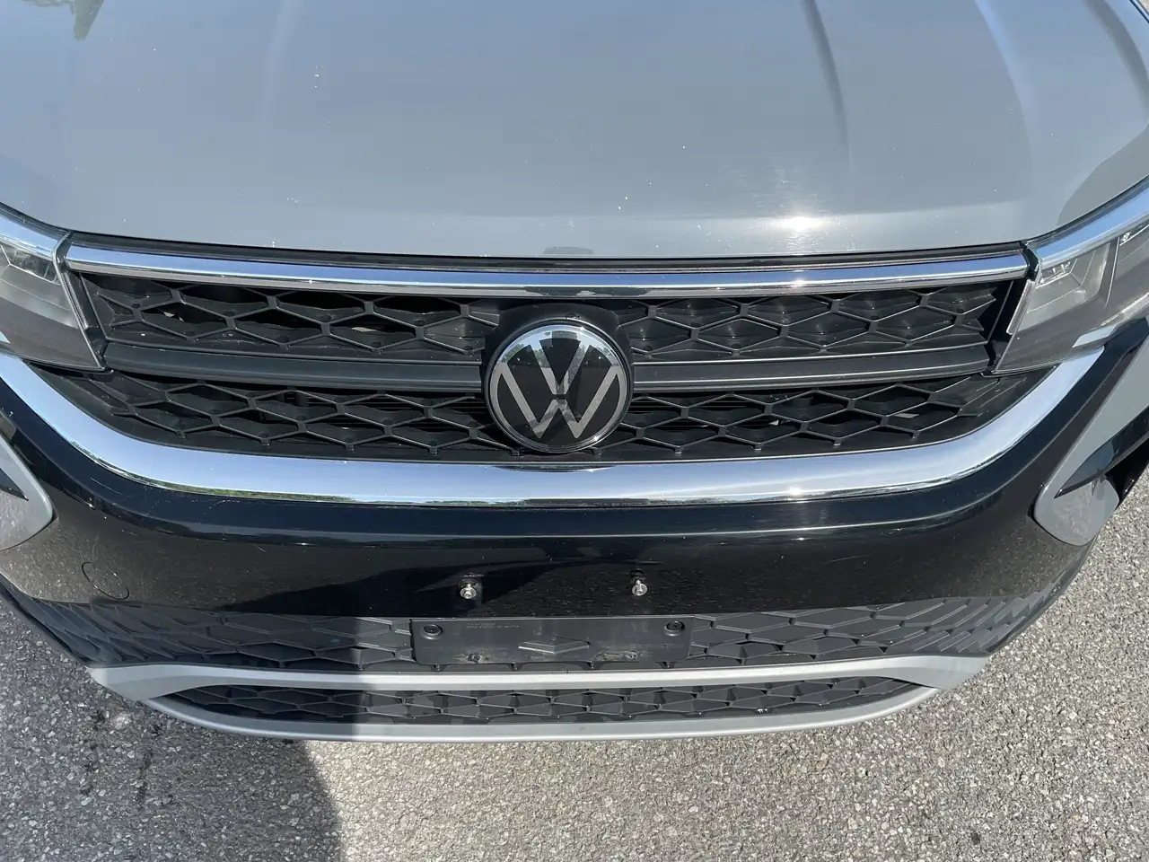 Volkswagen Taos снимка Volkswagen Taos