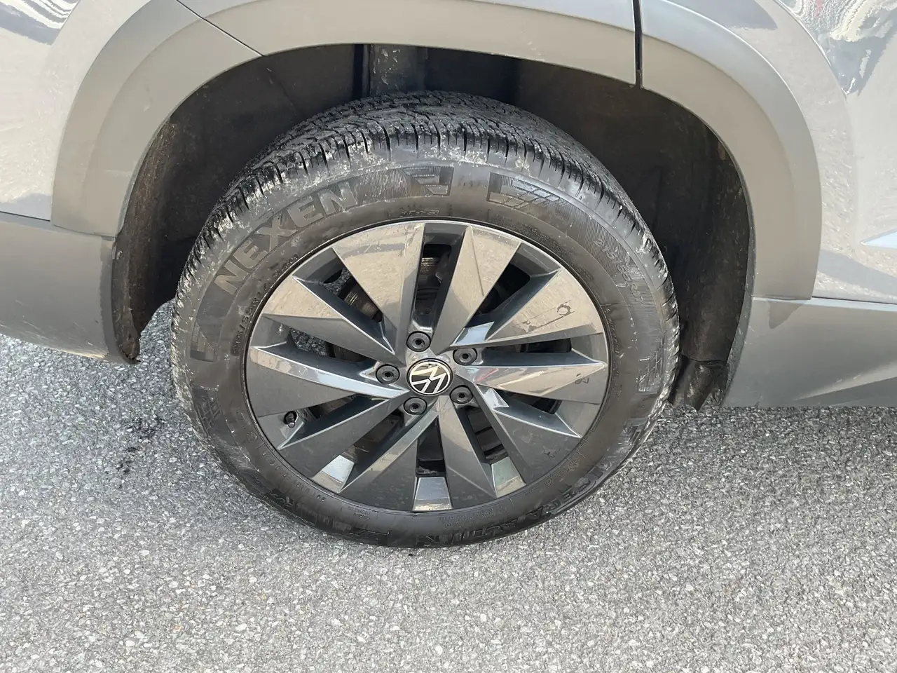 Volkswagen Taos снимка Volkswagen Taos