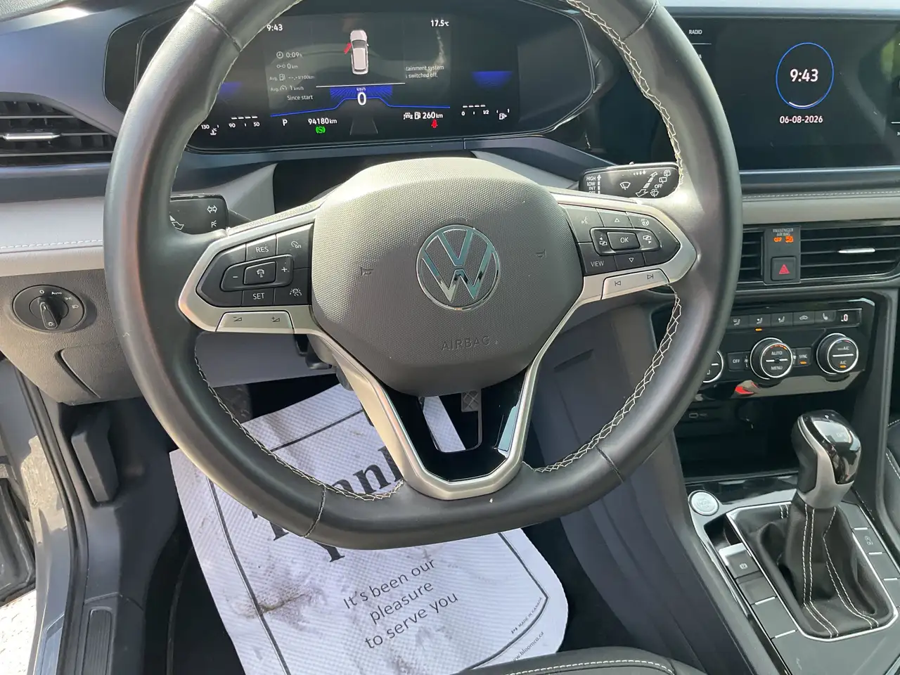 Volkswagen Taos снимка Volkswagen Taos