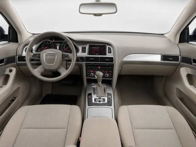 Audi A6 view 16